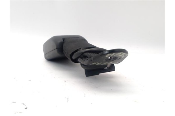 Recambio de anclaje cinturon trasero izquierdo para citroen c1 1.2 feel referencia OEM IAM B0011390XX B0009051XX 