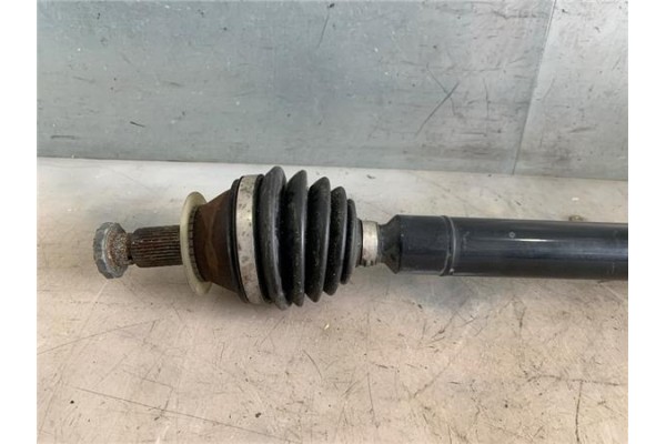 Recambio de palier delantero derecho para volkswagen polo v (6r1) 1.0 referencia OEM IAM 6C0407272H  