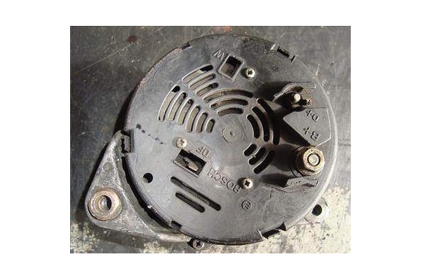 Recambio de alternador para audi a6 berlina (4b2) 2.5 tdi referencia OEM IAM 059903015 0123515024 