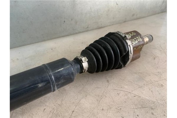 Recambio de palier delantero derecho para volkswagen polo v (6r1) 1.0 referencia OEM IAM 6C0407272H  