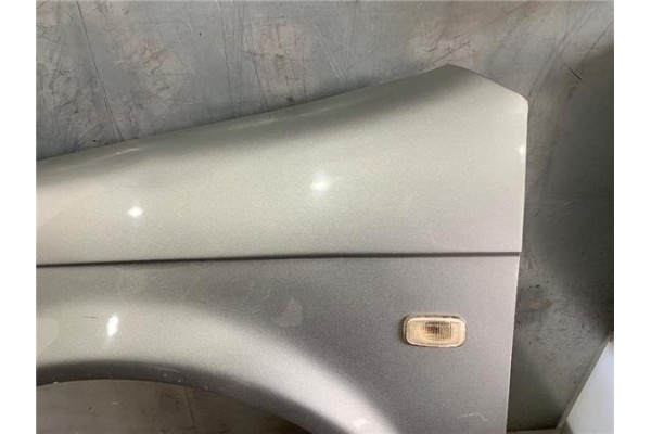 Recambio de aleta delantero izquierda para kia carnival 2.9 td referencia OEM IAM K55A52211  
