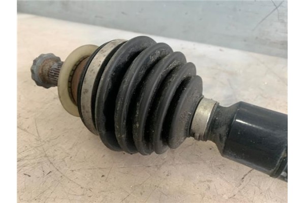 Recambio de palier delantero derecho para volkswagen polo v (6r1) 1.0 referencia OEM IAM 6C0407272H  