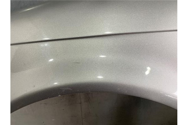Recambio de aleta delantero izquierda para kia carnival 2.9 td referencia OEM IAM K55A52211  