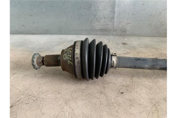 Recambio de palier delantero izquierdo para volkswagen polo v (6r1) 1.0 referencia OEM IAM 6C0407271H  