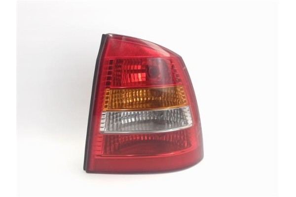 Recambio de piloto trasero derecho para opel astra g berlina referencia OEM IAM   