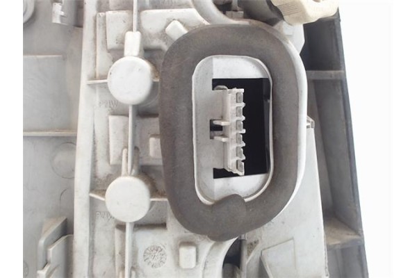 Recambio de piloto trasero derecho para opel astra g berlina referencia OEM IAM   