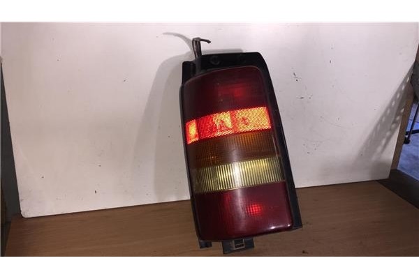 Recambio de piloto trasero izquierdo para chrysler voyager (es)(1987) 2.5 td le [2,5 ltr. - 87 kw turbodiesel] referencia OEM IA