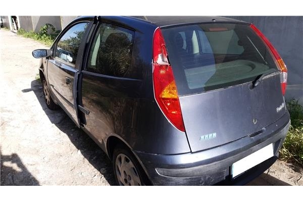 fiat punto ii berlina (188)(1999) del año 