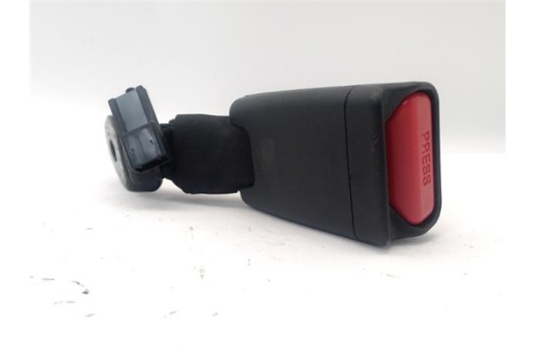 Recambio de anclaje cinturon trasero izquierdo para citroen c1 1.2 feel referencia OEM IAM B0011390XX B0009051XX 