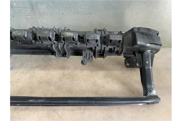 Recambio de refuerzo paragolpes para volkswagen polo v (6r1) 1.0 referencia OEM IAM 6C0807109A 6C0807693 