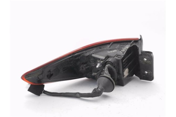 Recambio de piloto trasero derecho para hyundai kona (os) 1.0 pure referencia OEM IAM 92402J9000  