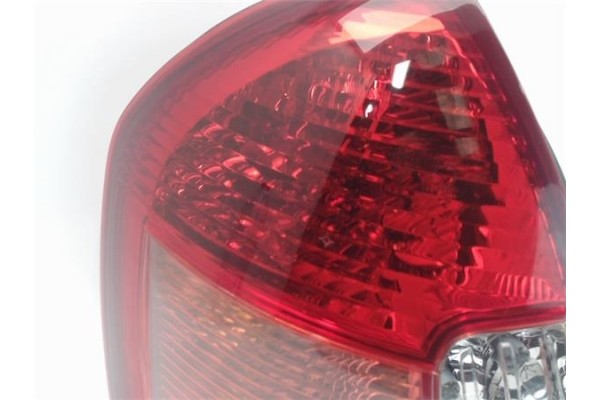 Recambio de piloto trasero izquierdo para hyundai accent (mc) referencia OEM IAM   