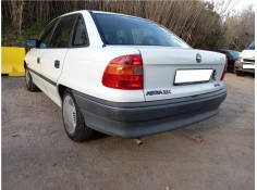 opel astra f berlina del año 1993