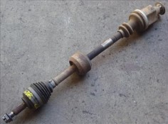 Recambio de palier delantero derecho para renault clio iii 1.2 16v expression referencia OEM IAM 7701352776  