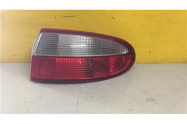Recambio de piloto trasero derecho para daewoo lanos (1997) 1.4 cool [1,4 ltr. - 55 kw cat] referencia OEM IAM 034615R  