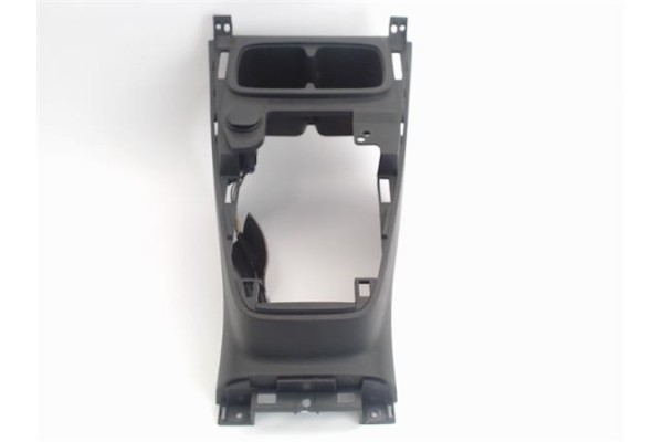 Recambio de embellecedor consola central para suzuki swift iii (sg) 1.3 referencia OEM IAM 75811-62j0  