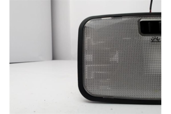 Recambio de luz trasero central techo para toyota corolla (e21) híbrido hybrid active referencia OEM IAM 90408  