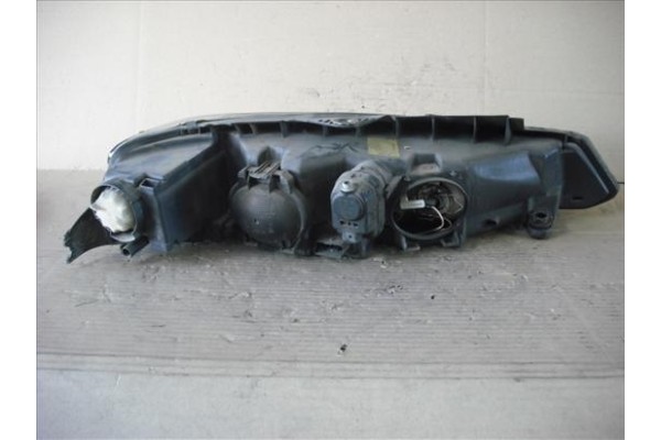 Recambio de faro delantero izquierdo para peugeot 406 berlina (s1/s2) referencia OEM IAM 6204V2  