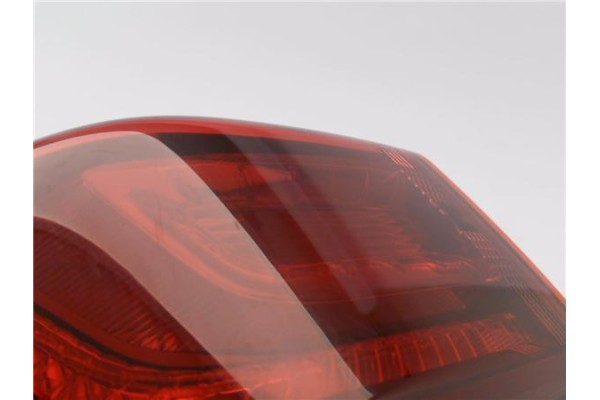 Recambio de piloto trasero izquierdo para hyundai kona (os) 1.0 pure referencia OEM IAM 92401J9000  