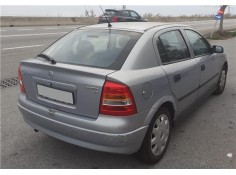 opel astra g berlina del año 2000
