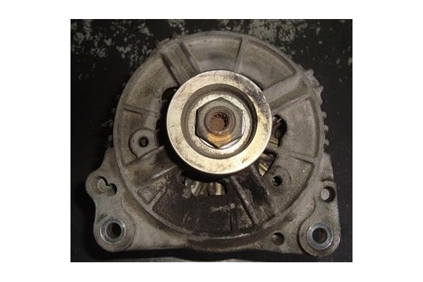 Recambio de alternador para chrysler voyager gs 2.5 td referencia OEM IAM 0123510037  
