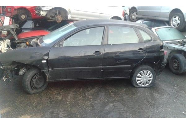 seat ibiza (6l1) del año 2002