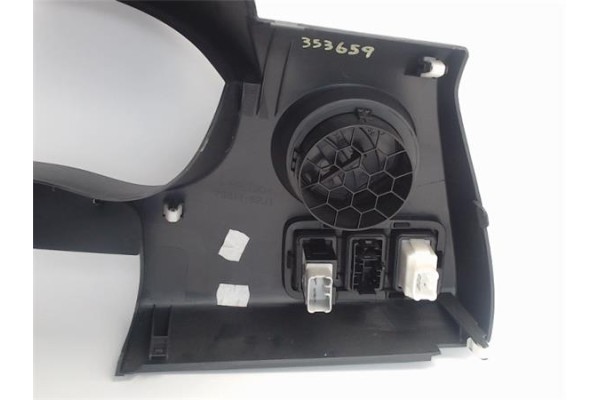Recambio de embellecedor cuadro instrumentos para suzuki swift iii (sg) 1.3 referencia OEM IAM 73311-62J10-S1S 7331163j1 