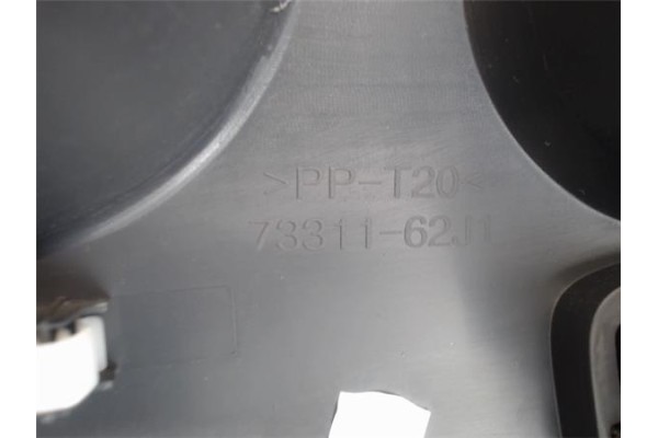 Recambio de embellecedor cuadro instrumentos para suzuki swift iii (sg) 1.3 referencia OEM IAM 73311-62J10-S1S 7331163j1 