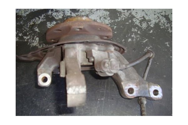 Recambio de mangueta delantero izquierda para opel corsa c 1.0 referencia OEM IAM 9156140  