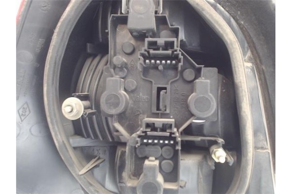 Recambio de piloto trasero derecho para renault scenic i (ja...) referencia OEM IAM   