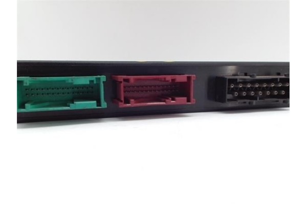 Recambio de centralita cierre para bmw serie 3 berlina (e36) 1.6 316i referencia OEM IAM 61358387529 101809 