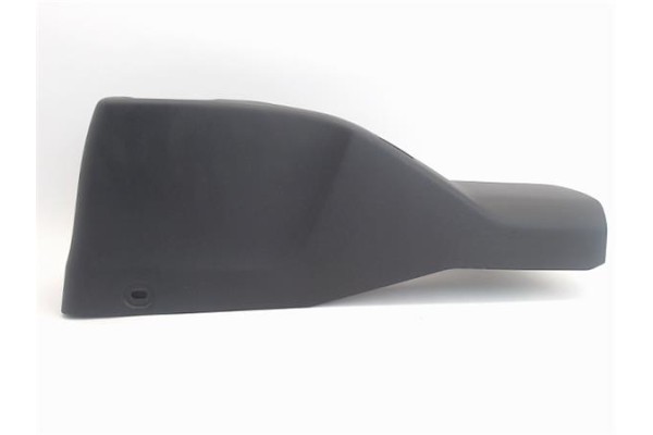 Recambio de embellecedor consola central para suzuki swift iii (sg) 1.3 referencia OEM IAM 75821-62j0  