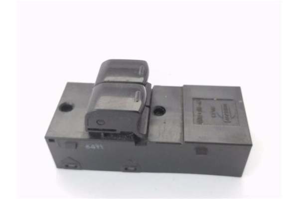 Recambio de mando elevalunas delantero izquierdo para nissan micra (k12e) 1.5 dci referencia OEM IAM 25401AX600  