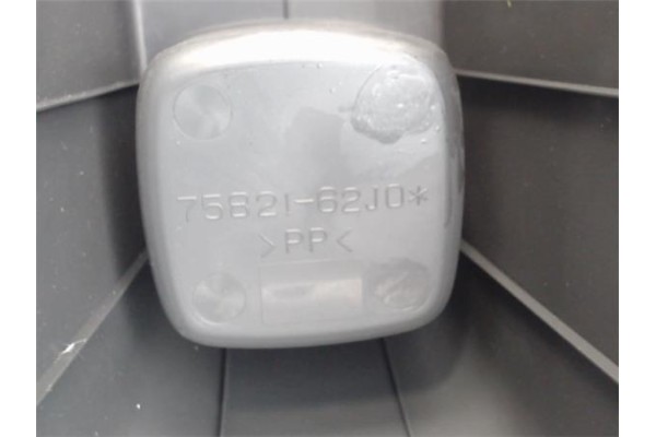 Recambio de embellecedor consola central para suzuki swift iii (sg) 1.3 referencia OEM IAM 75821-62j0  