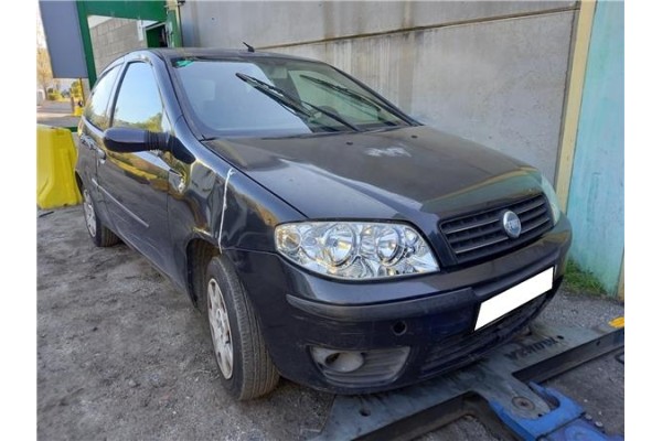 fiat ii punto (188) berlina del año 2005 fiat ii punto (188) berlina del año 2005