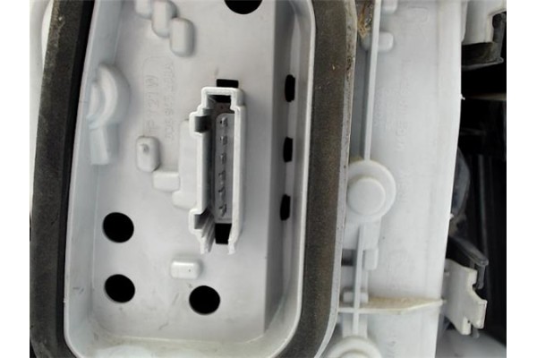 Recambio de piloto trasero derecho para volkswagen polo iv (9n1) referencia OEM IAM   