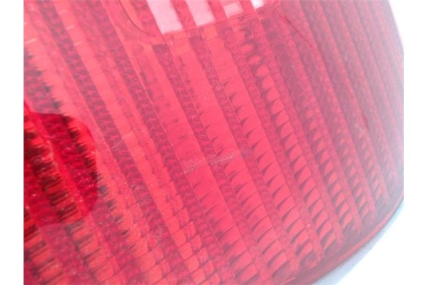 Recambio de piloto trasero derecho para volkswagen polo iii (6n1) referencia OEM IAM 6N0945257B  