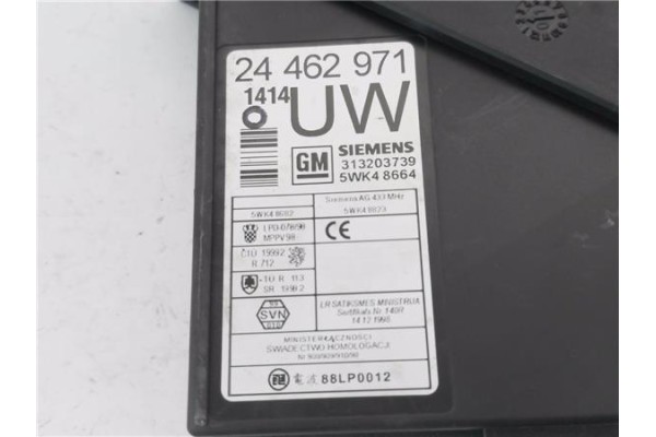 Recambio de centralita para opel corsa c 1.0 referencia OEM IAM 24462971 5WK48664 
