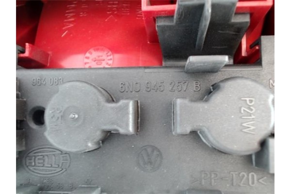 Recambio de piloto trasero derecho para volkswagen polo iii (6n1) referencia OEM IAM 6N0945257B  