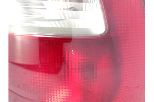 Recambio de piloto trasero derecho para renault megane i fase 2 berlina (ba0) referencia OEM IAM 7700428321  