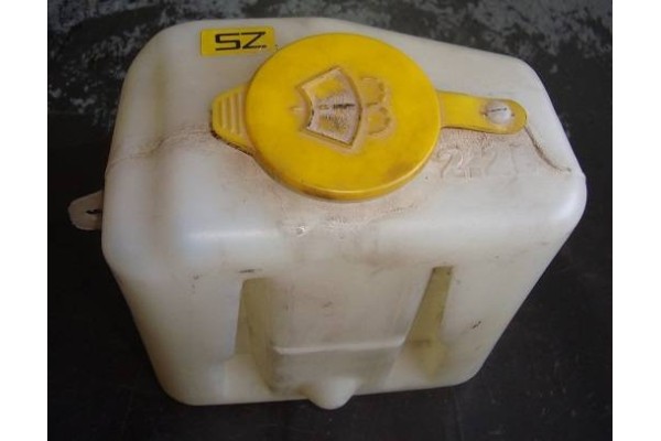 Recambio de deposito limpiaparabrisas para opel corsa c 1.0 referencia OEM IAM 9114661  