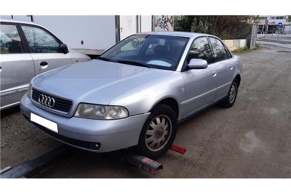 audi a4 berlina (b5)(1994) del año 