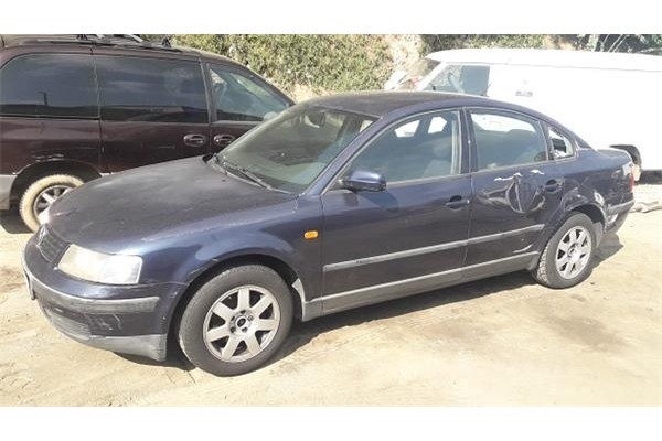 volkswagen passat berlina (3b2)(1996) del año 