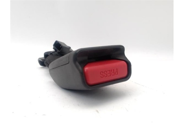 Recambio de anclaje cinturon trasero izquierdo para citroen c1 1.2 feel referencia OEM IAM B0011390XX B0009051XX 