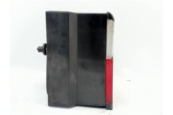 Recambio de piloto trasero derecho para citroen xantia berlina referencia OEM IAM   