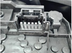 Recambio de piloto trasero derecho para renault megane i fase 2 berlina (ba0) referencia OEM IAM 7700428321  