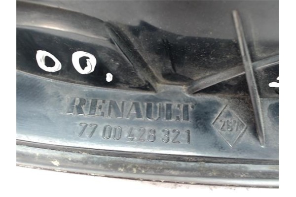 Recambio de piloto trasero derecho para renault megane i fase 2 berlina (ba0) referencia OEM IAM 7700428321  