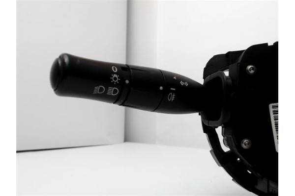 Recambio de mando intermitencia para renault megane ii (bm0/1_, cm0/1_) 1.5 dci referencia OEM IAM 8200155865 GD7779 