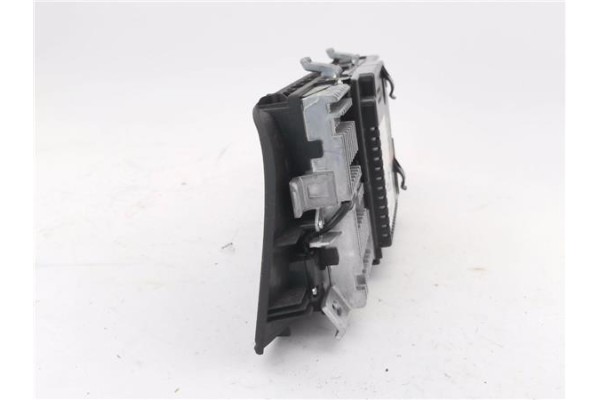 Recambio de pantalla para bmw serie 5 berlina (f10) 2.0 520d referencia OEM IAM 6550924390301 BM924389701C 