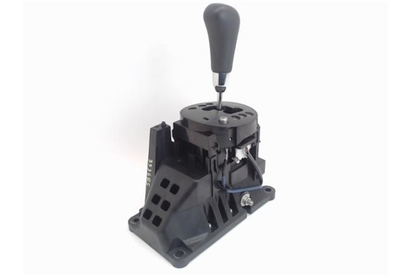 Recambio de conjunto palanca cambio velocidad para suzuki swift iii (sg) 1.3 referencia OEM IAM 2811062E20  
